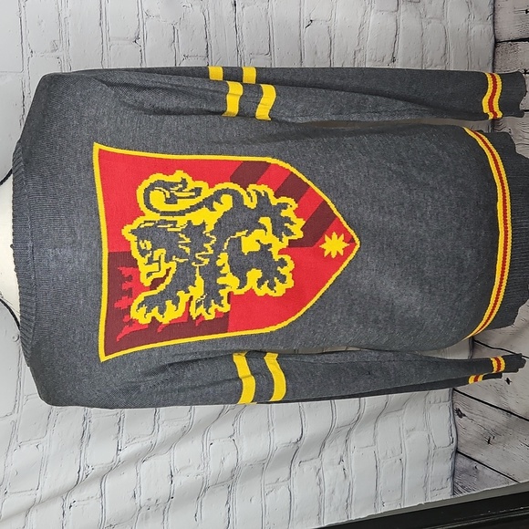 Harry Potter Gryffindor Cardigan Sweater Juniors Medium - Picture 3 of 5